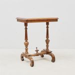 1742 3022 LAMP TABLE